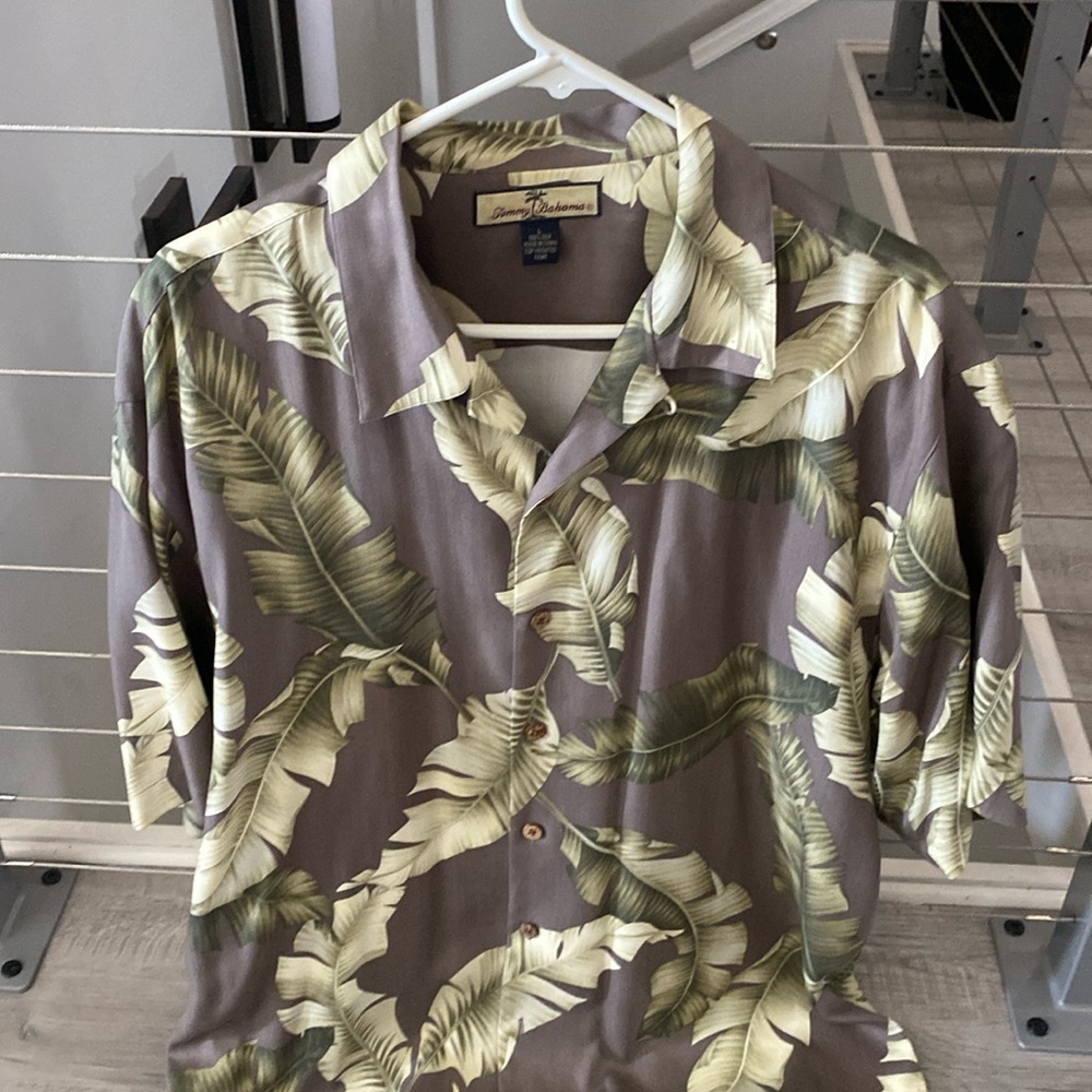 Tommy Bahama Aloha Shirt